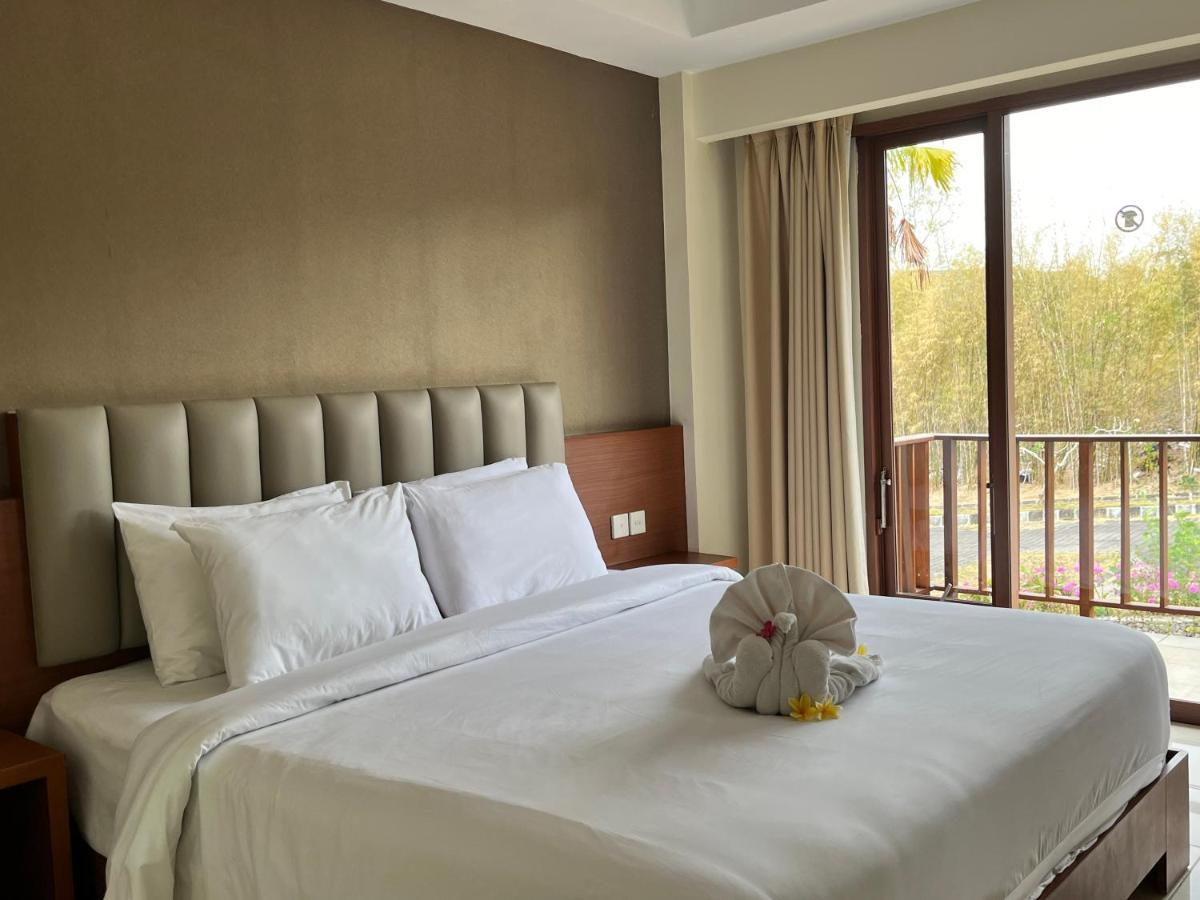 New Kuta Hotel Uluwatu Dış mekan fotoğraf